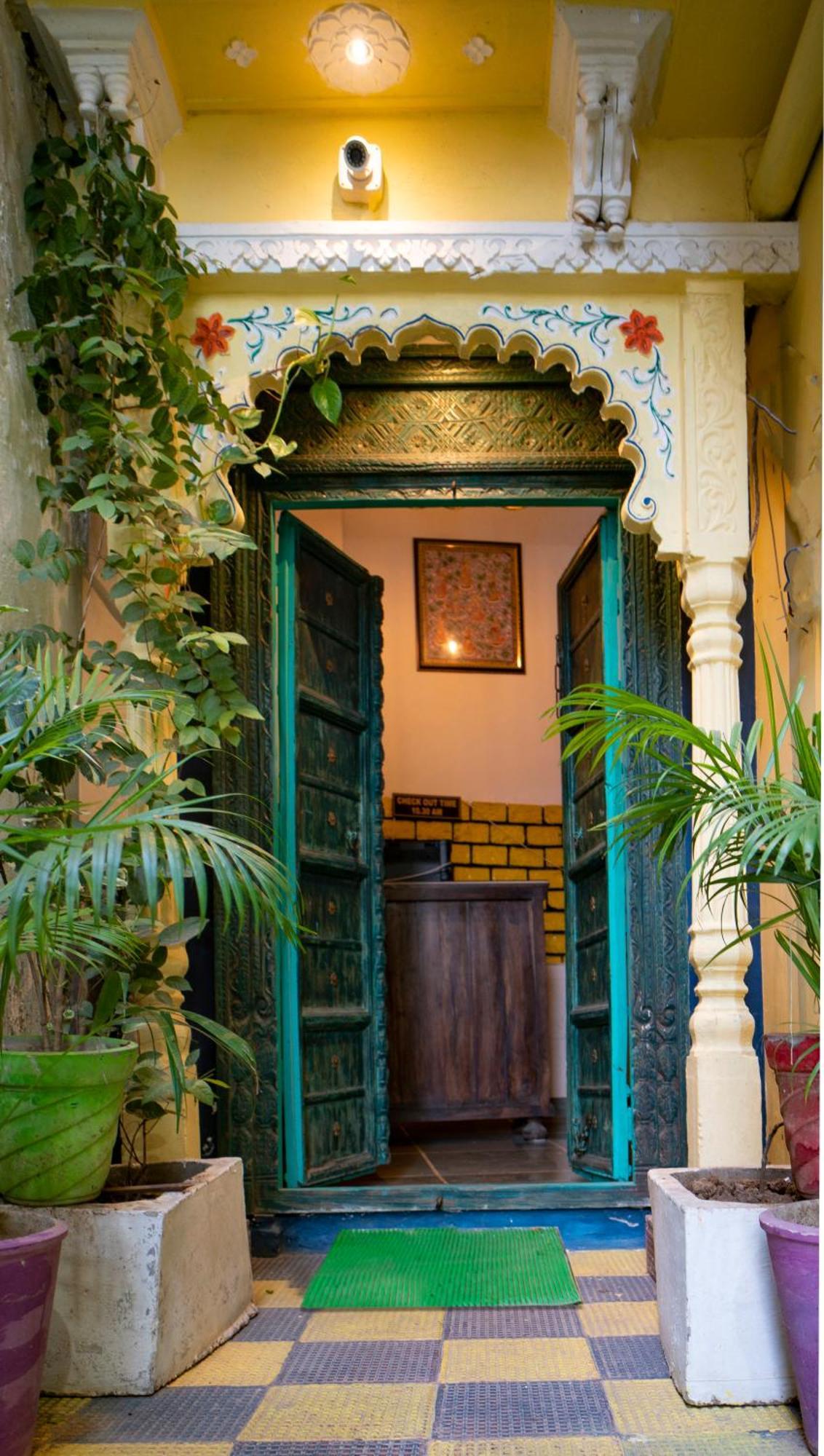 Soham Haveli Udaipur Hostel Exterior foto