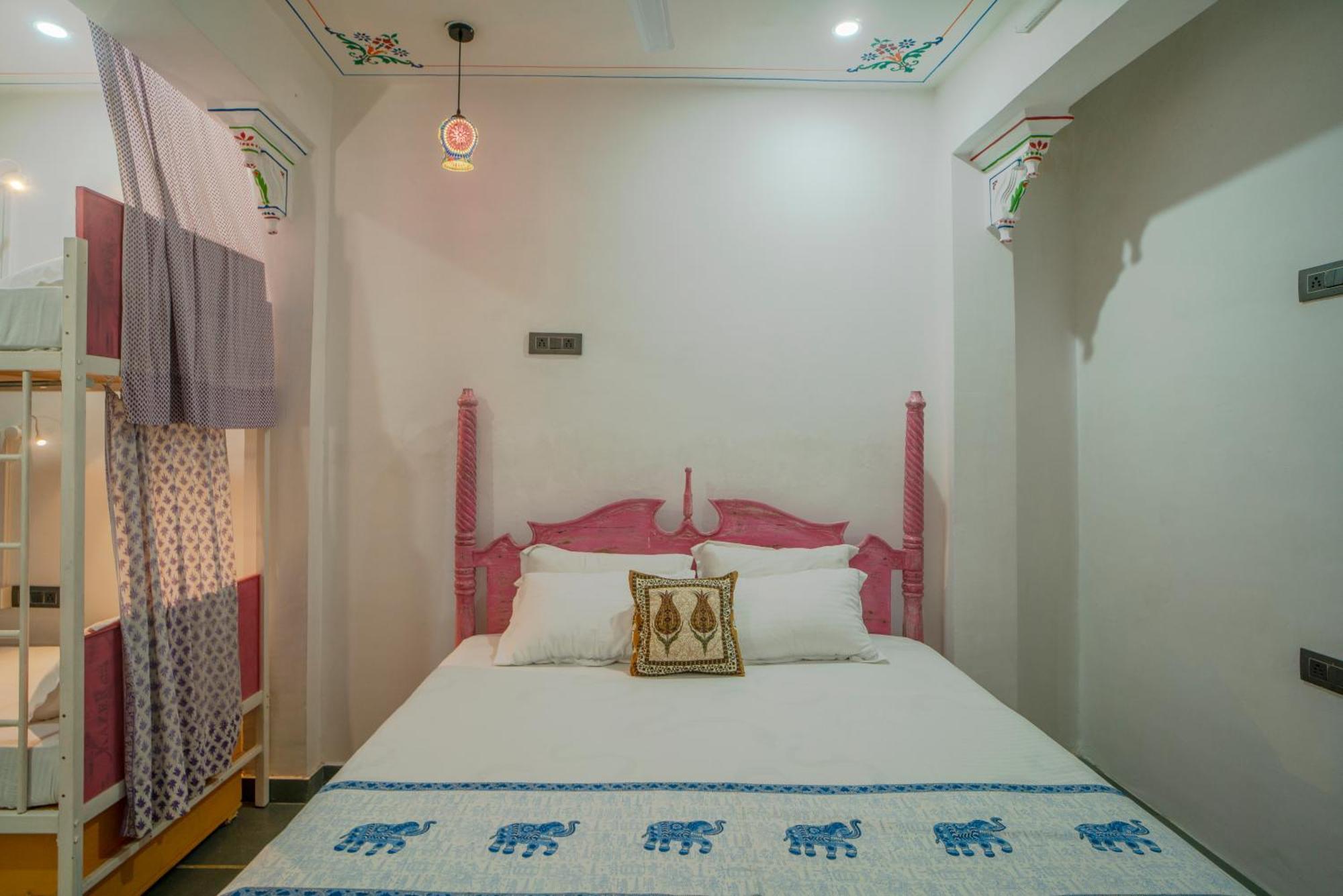 Soham Haveli Udaipur Hostel Exterior foto